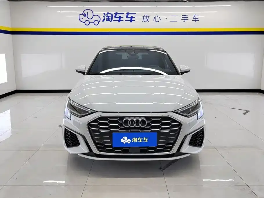 Audi A3 2024 из CN, фото 2