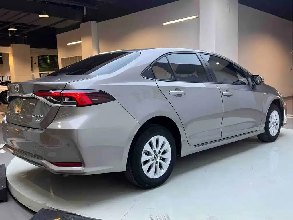 Toyota Corolla 2022 из CN, фото 10