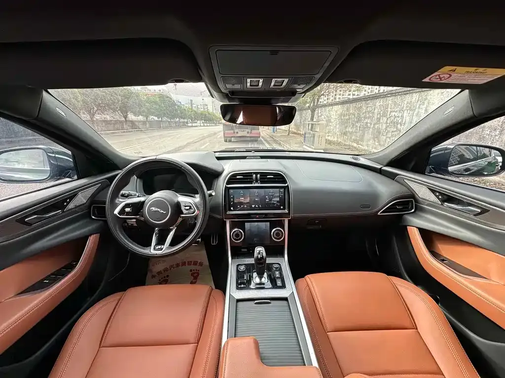 Jaguar XEL 2024 из CN, фото 6