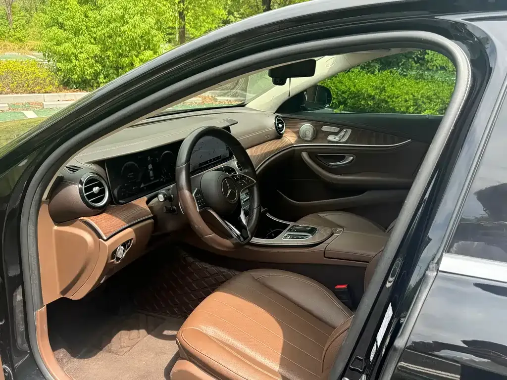 Mercedes-Benz E-Class 2023 из CN, фото 8