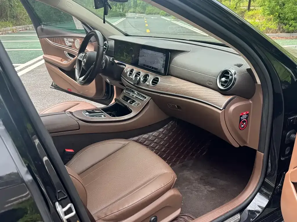 Mercedes-Benz E-Class 2023 из CN, фото 9