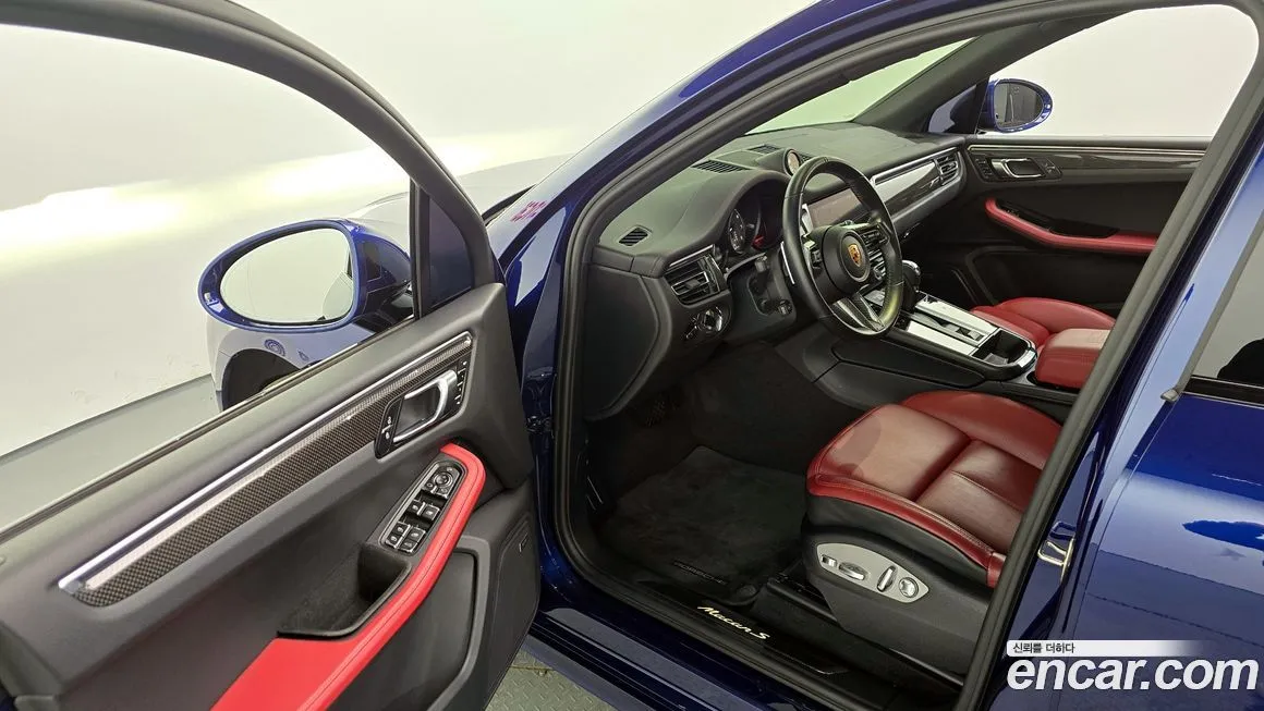 Porsche Macan 2022 из KR, фото 8