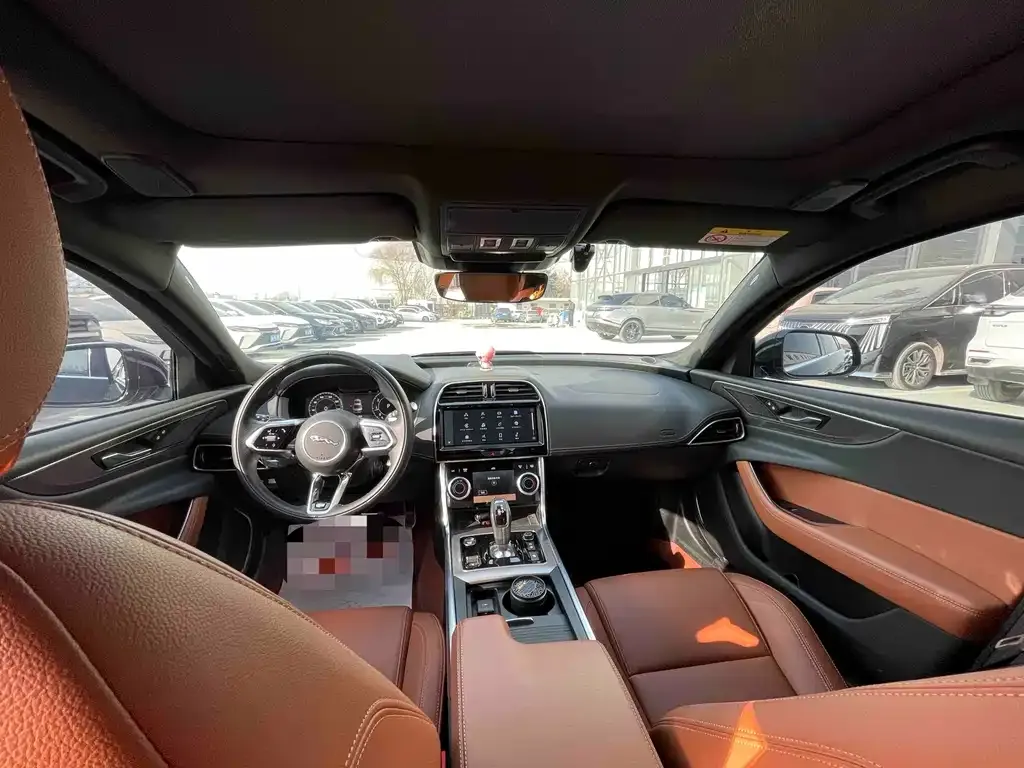 Jaguar XEL 2023 из CN, фото 7