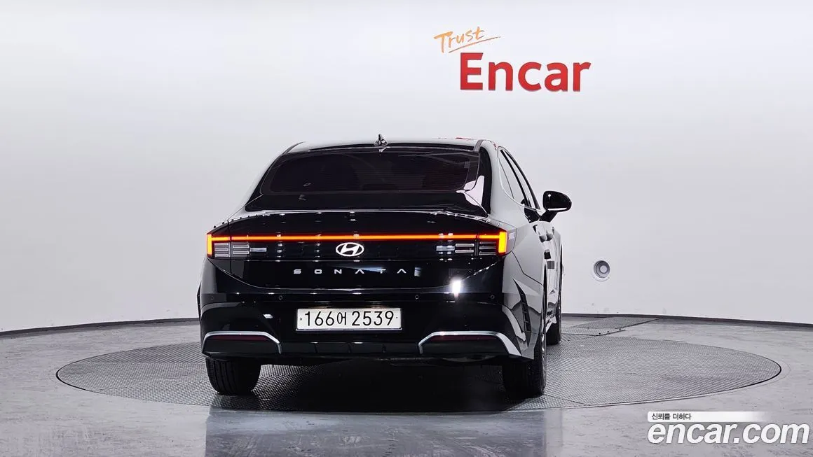Hyundai Sonata 2024 из KR, фото 2