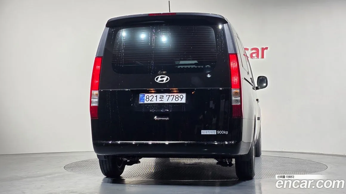 Hyundai Staria — фото 3