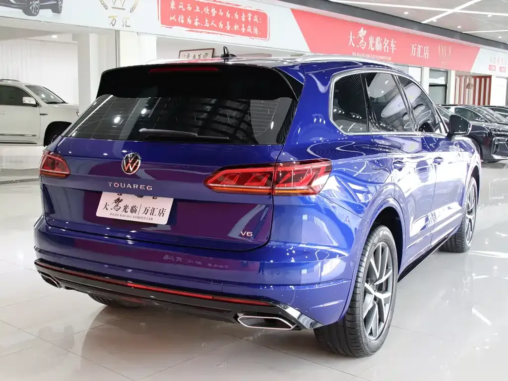 Volkswagen Touareg 2023 из CN, фото 8