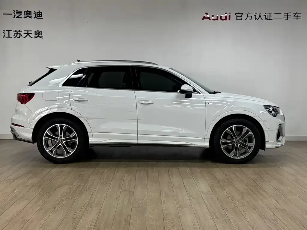 Audi Q3 2021 из CN, фото 8
