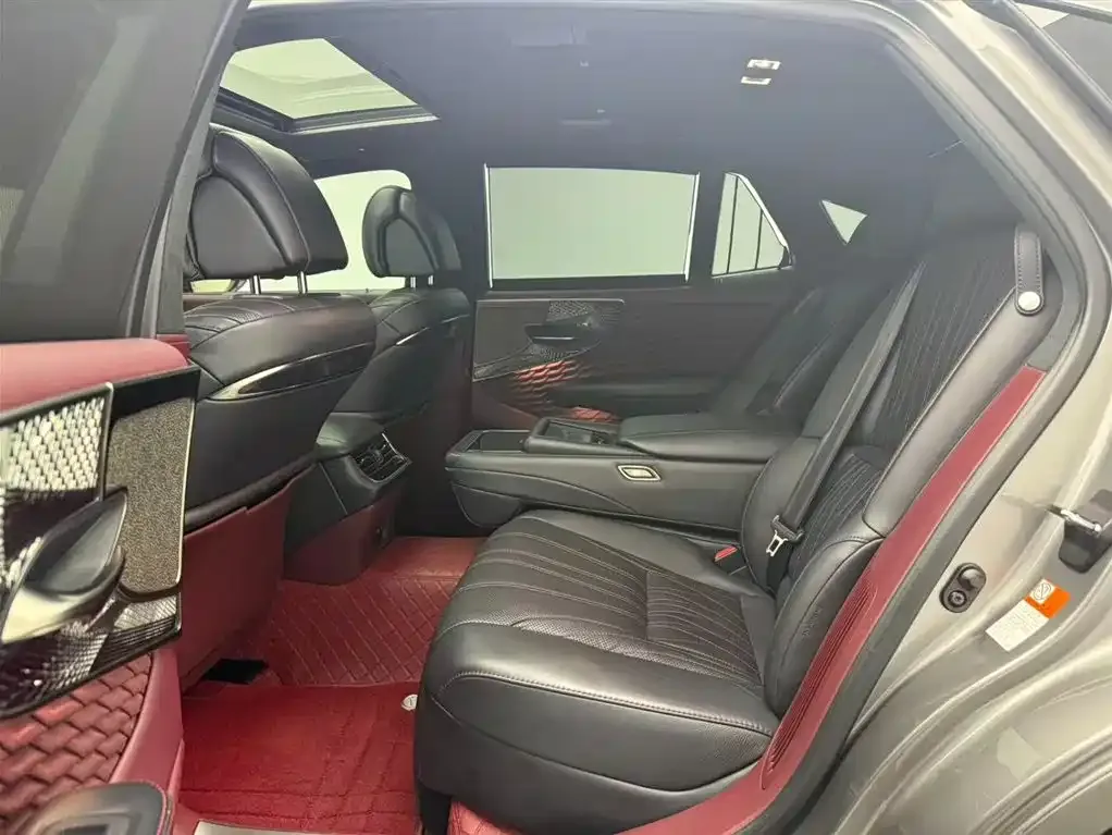 Lexus LS 2022 из CN, фото 8