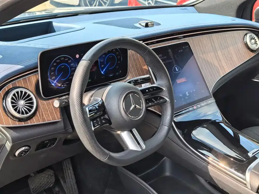 Mercedes-Benz EQE SUV 2023 из CN, фото 7