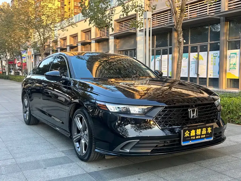 Honda Accord — фото 9