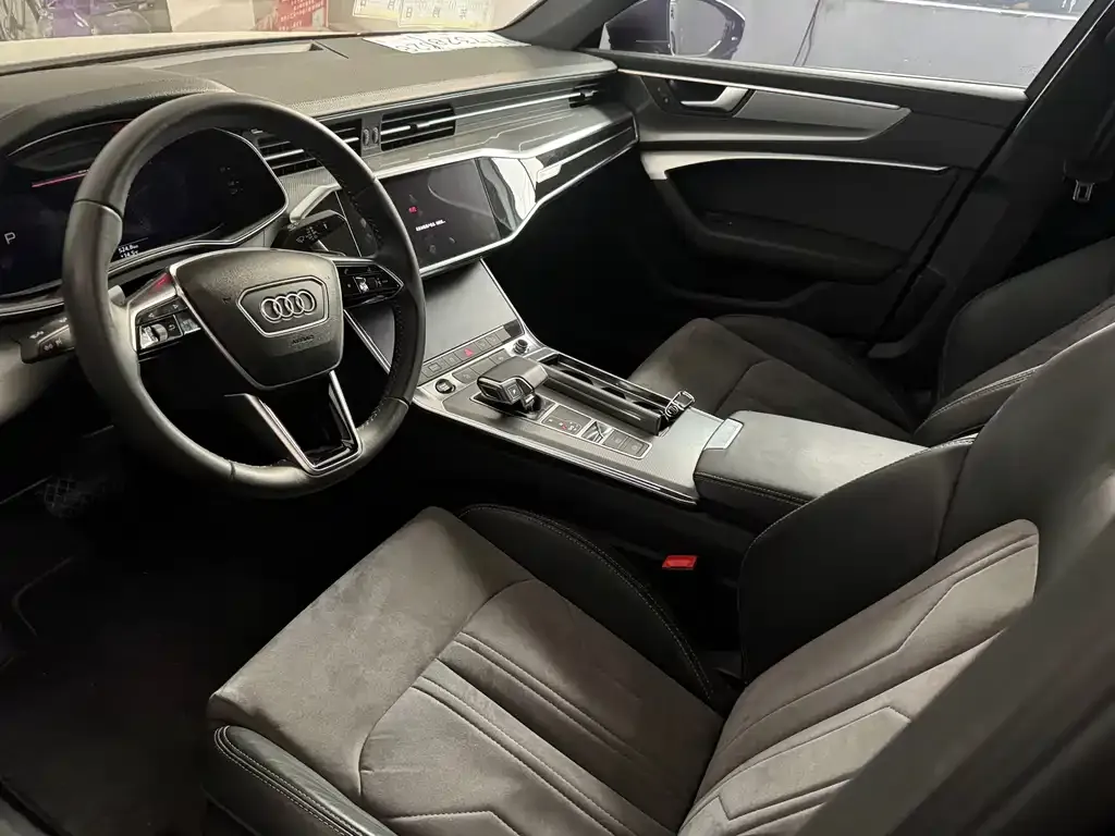 Audi A6L 2021 из CN, фото 9
