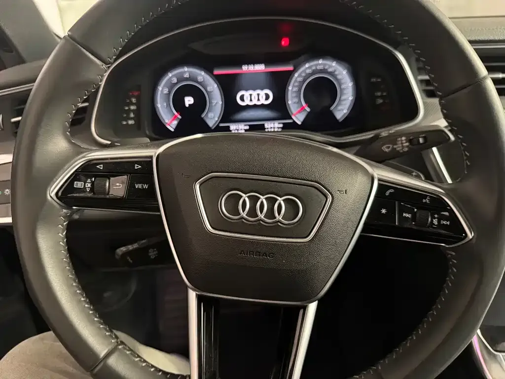 Audi A6L 2021 из CN, фото 7