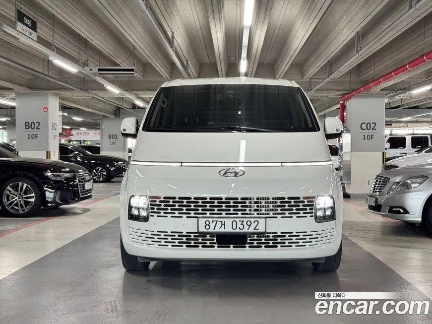 Hyundai Staria — фото 2
