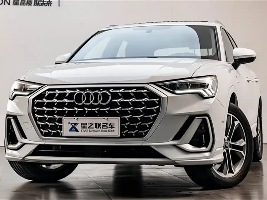 Audi Q3 — фото 4