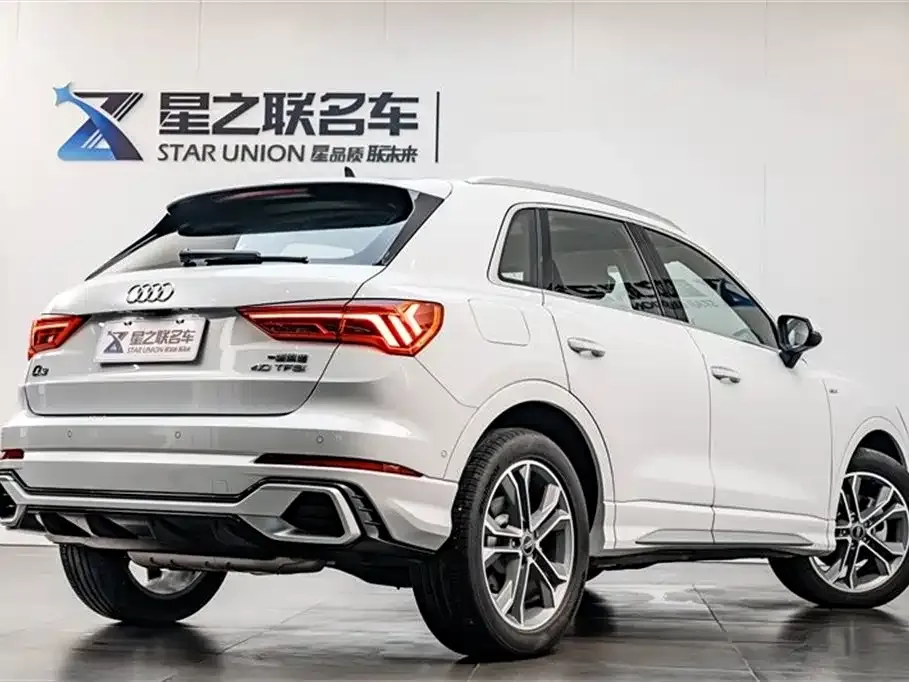 Audi Q3 — фото 7