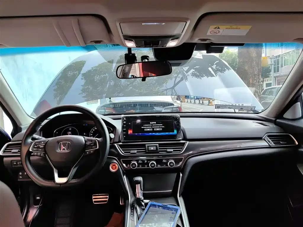 Honda Accord 2022 из CN, фото 2