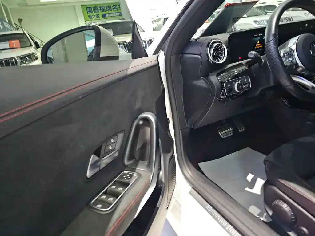 Mercedes-Benz CLA (Import) 2022 из CN, фото 5