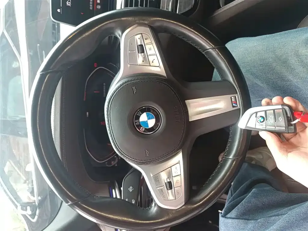 BMW 5 Series 2023 из CN, фото 7