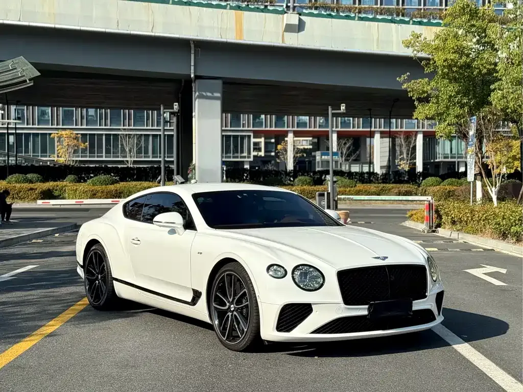 Bentley Continental 2022 из CN, фото 5