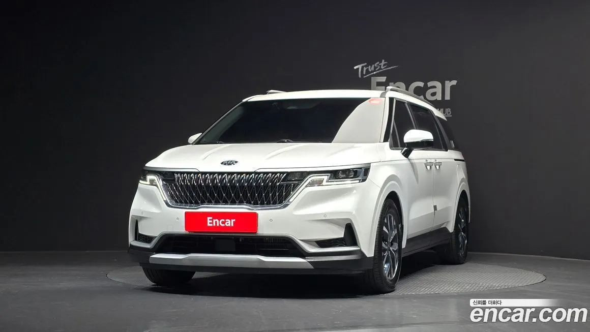 Kia Carnival — фото 3