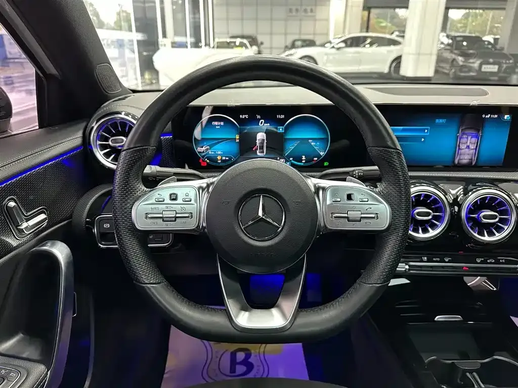 Mercedes-Benz A-Class — фото 10
