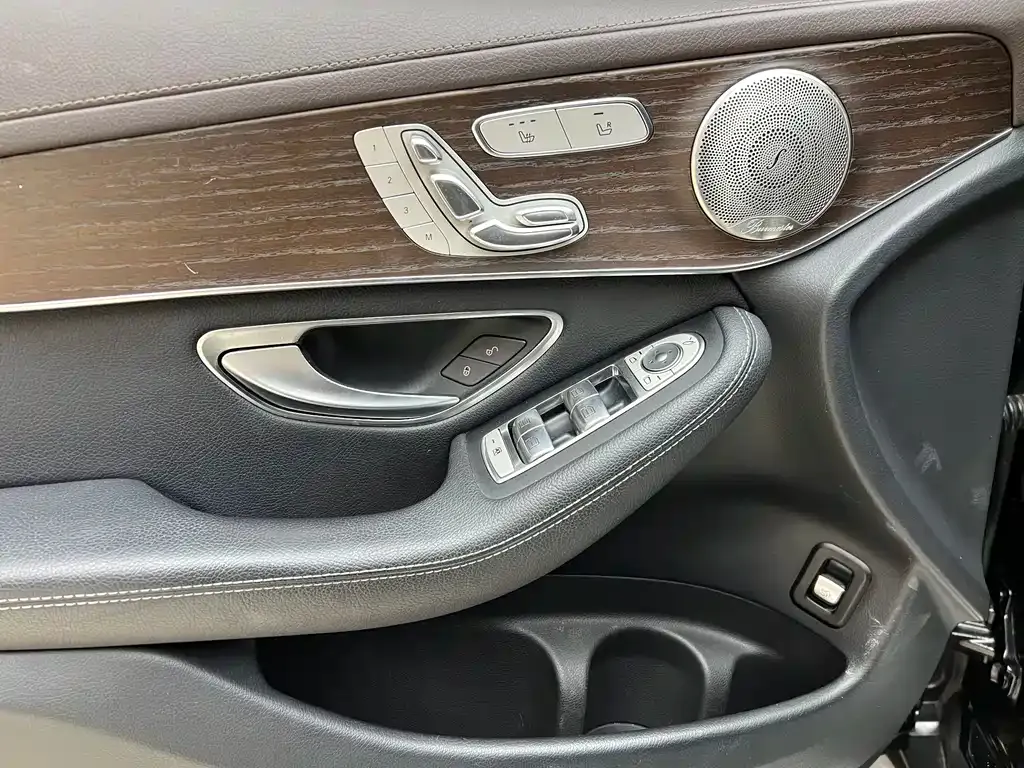 Mercedes-Benz GLC 2022 из CN, фото 8