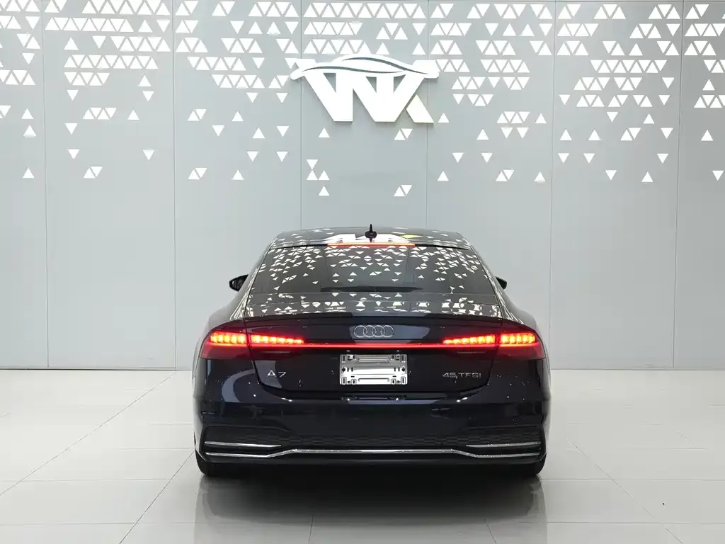 Audi A7 2021 из CN, фото 3