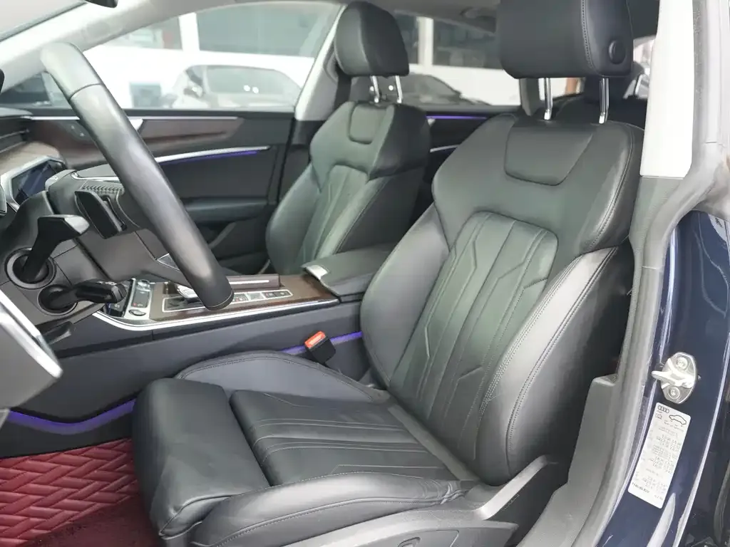 Audi A7 2021 из CN, фото 5