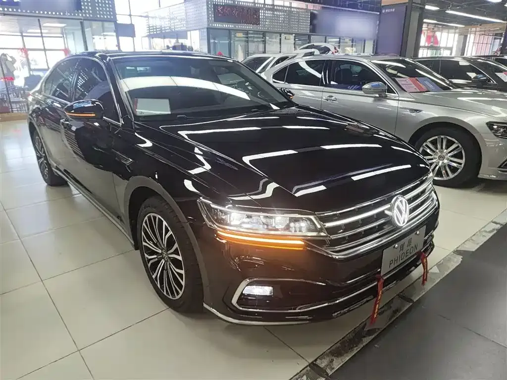 Volkswagen Phideon — фото 6