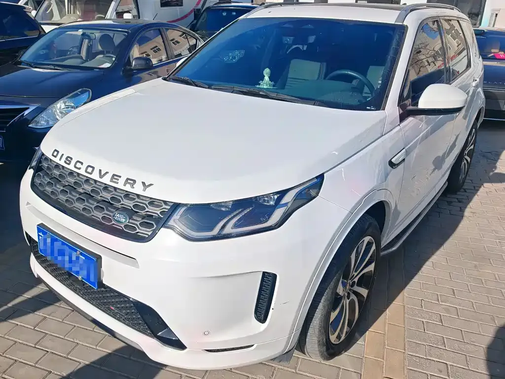 Land Rover Discovery Sport — фото 1