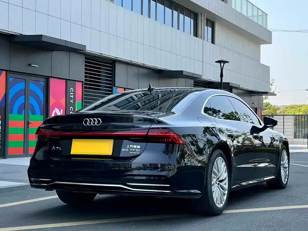 Audi A7L — фото 4