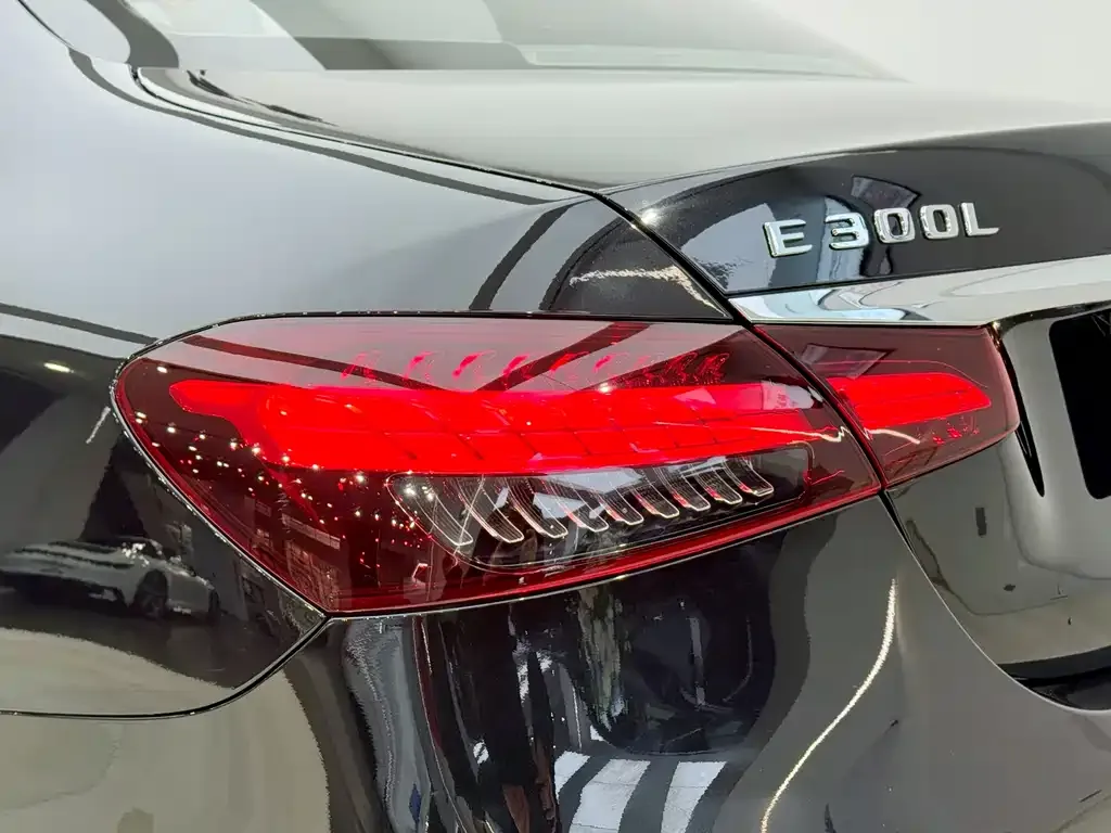 Mercedes-Benz E-Class 2022 из CN, фото 7