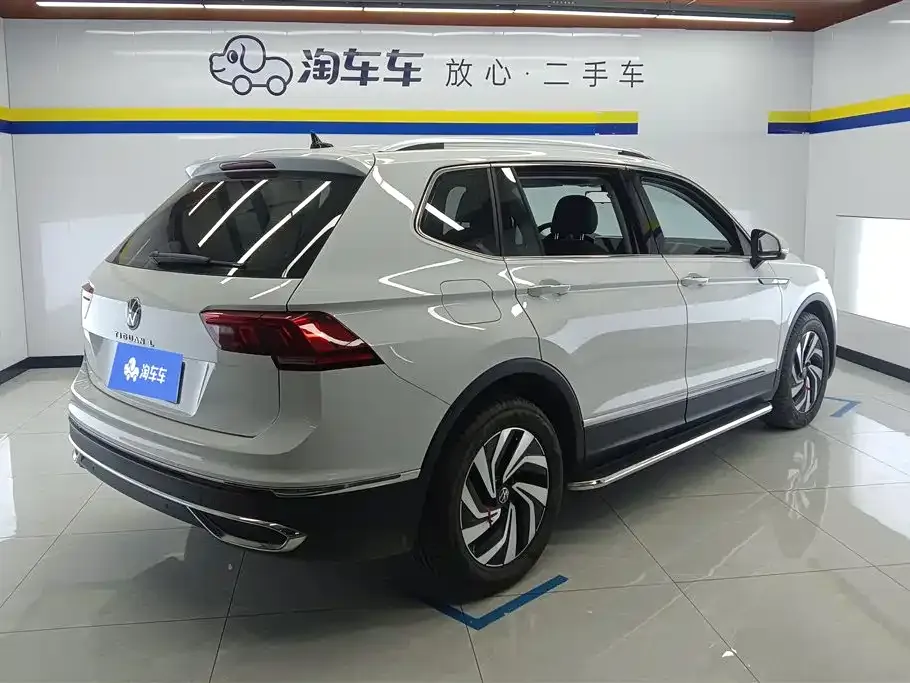 Volkswagen Tiguan L 2023 из CN, фото 3