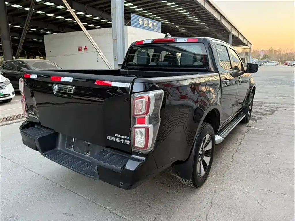 Isuzu D-MAX 2021 из CN, фото 4