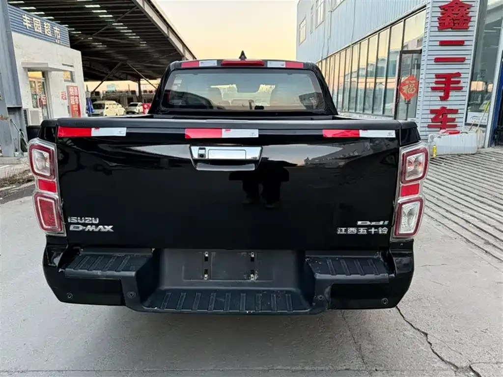 Isuzu D-MAX 2021 из CN, фото 5
