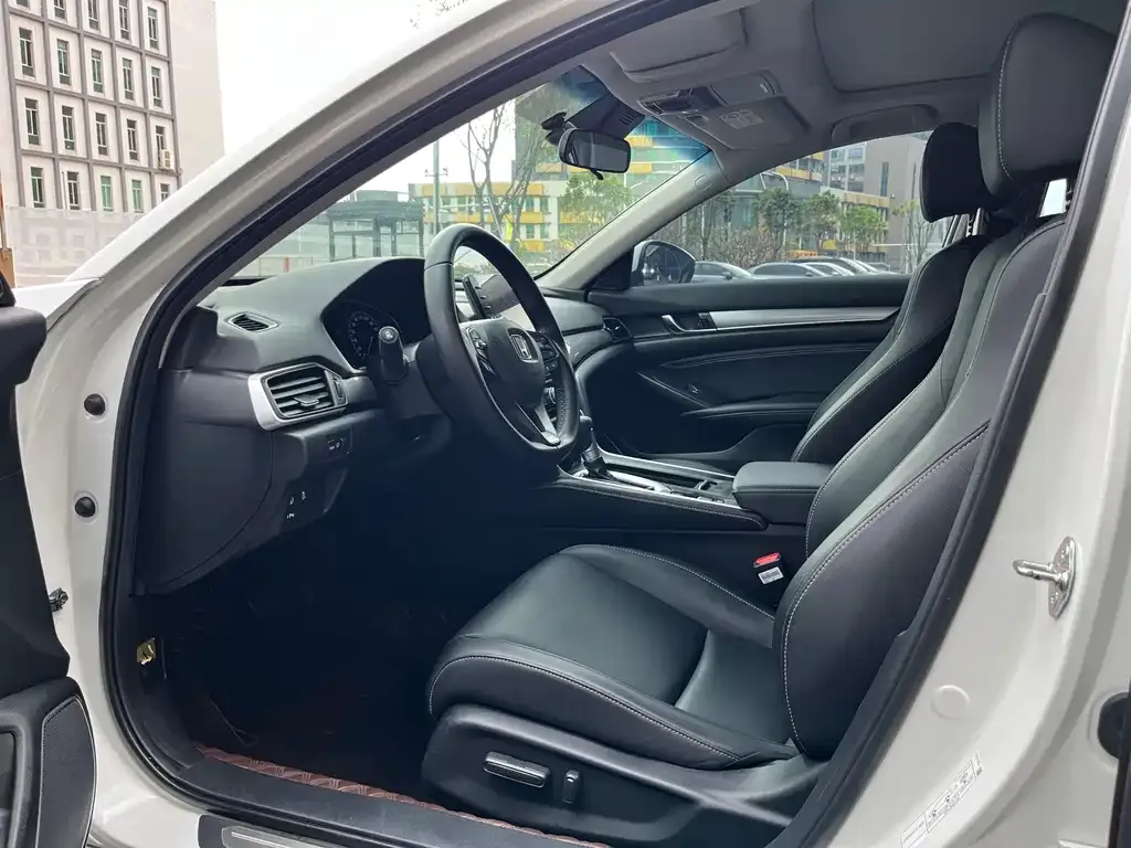 Honda Inspire 2021 из CN, фото 7