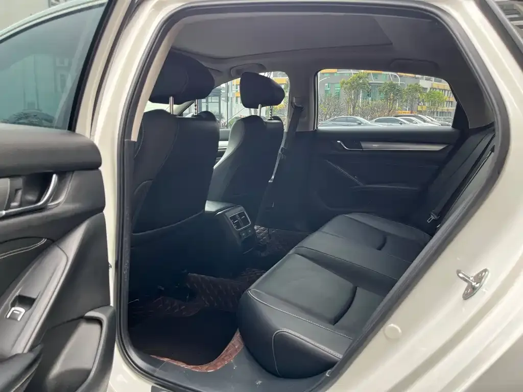 Honda Inspire 2021 из CN, фото 9
