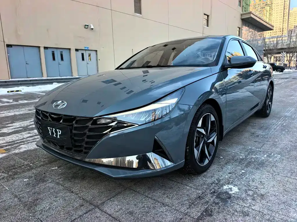 Hyundai Elantra 2022 из CN, фото 1