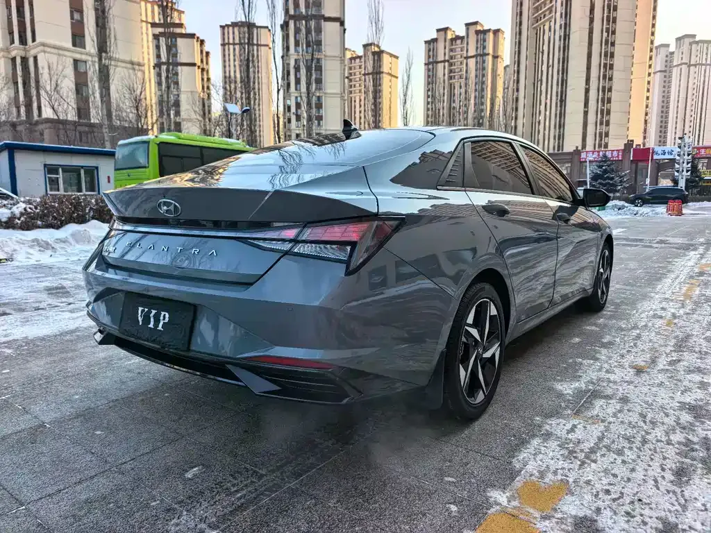Hyundai Elantra 2022 из CN, фото 5