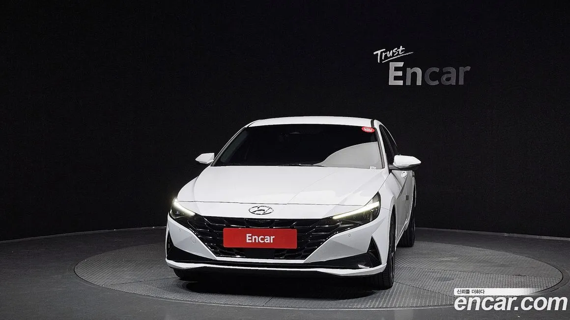 Hyundai AVANTE — фото 2