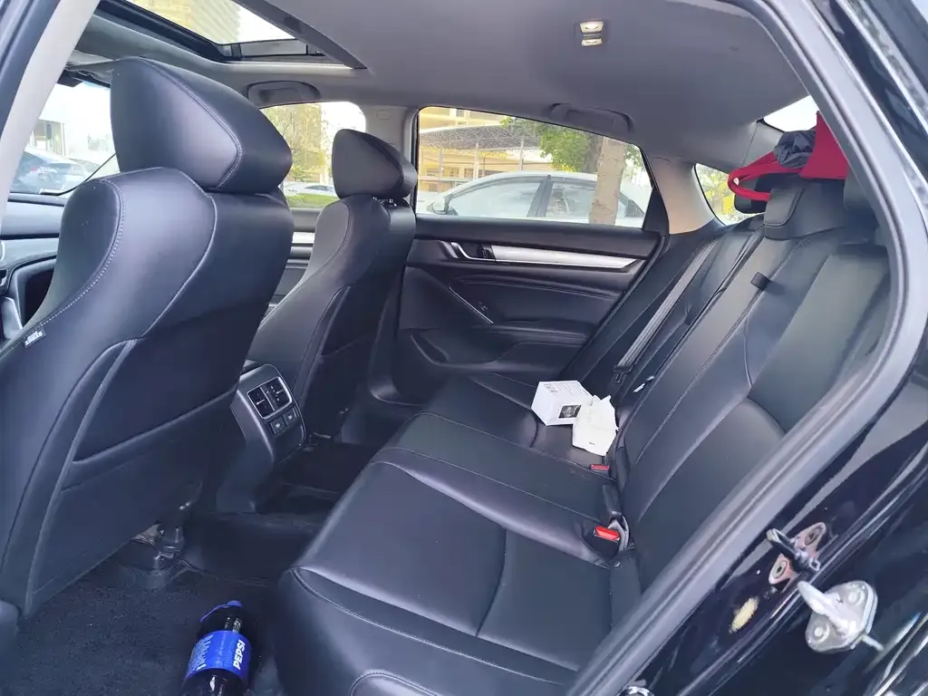 Honda Accord 2022 из CN, фото 5