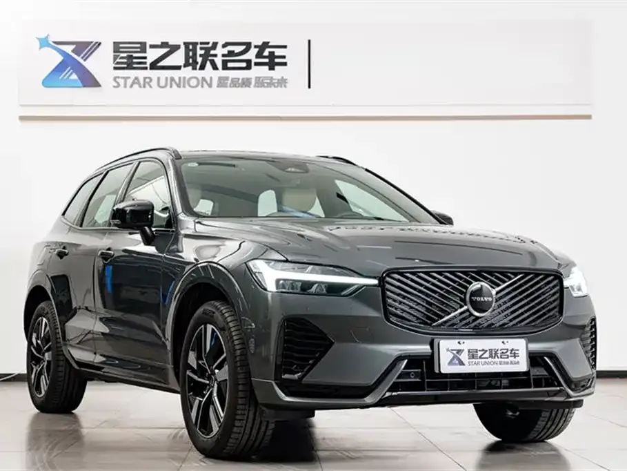 Volvo XC60 2025 из CN, фото 2
