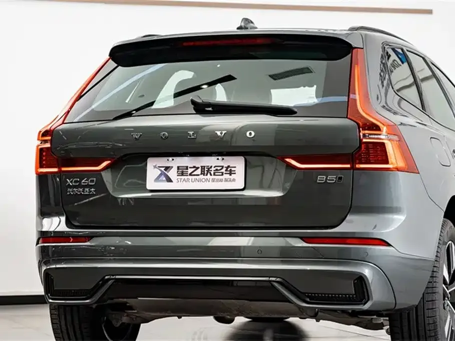 Volvo XC60 2025 из CN, фото 5