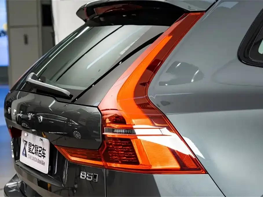 Volvo XC60 2025 из CN, фото 9