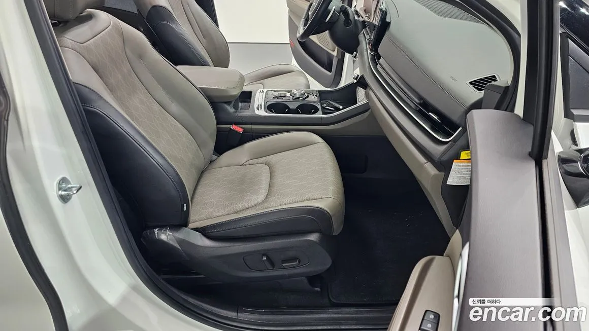 Kia Carnival — фото 10