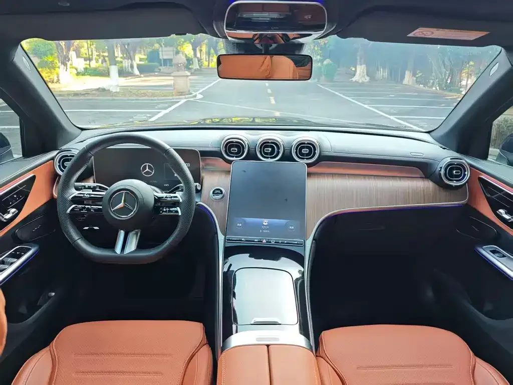 Mercedes-Benz GLC 2024 из CN, фото 3