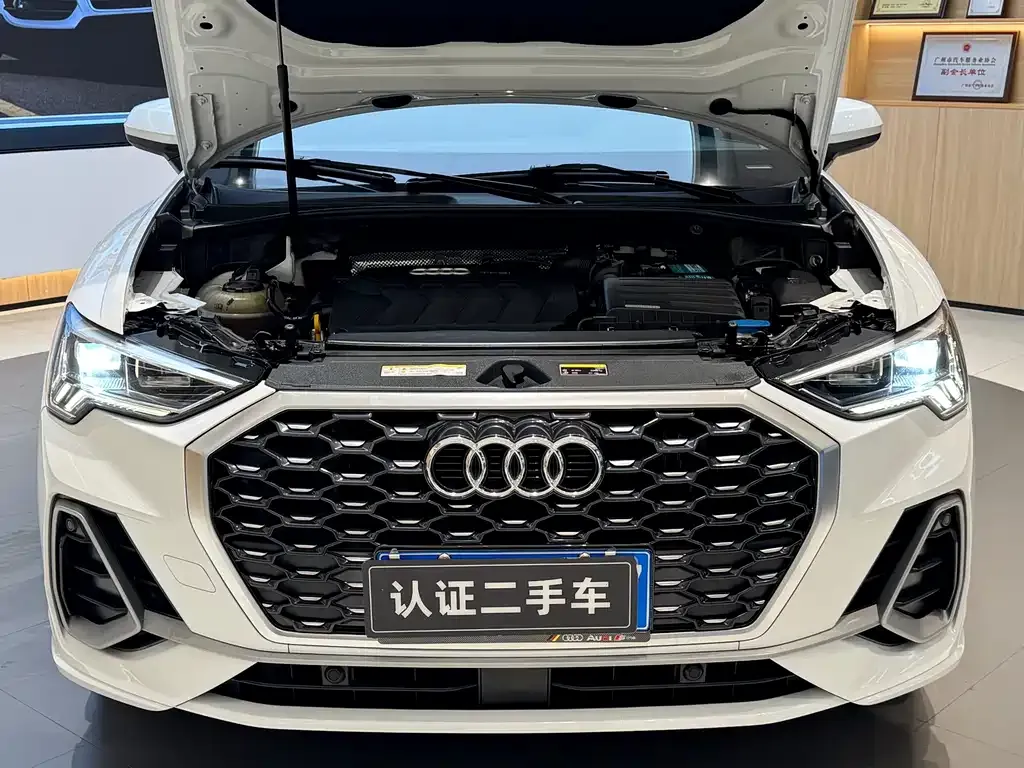 Audi Q3 Sportback — фото 6