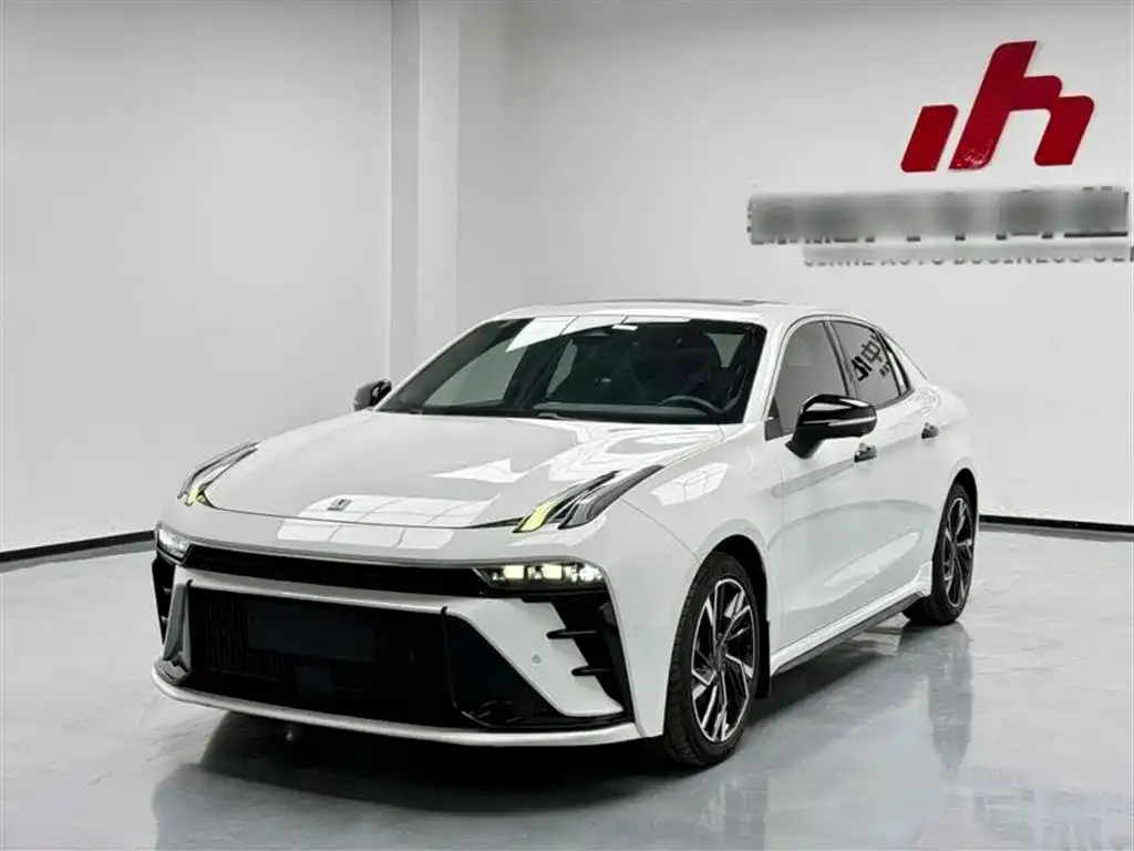 Lynk & Co 03 2023 из CN, фото 1