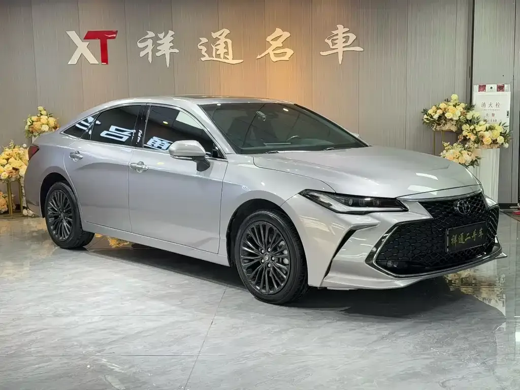 Toyota Avalon 2023 из CN, фото 3