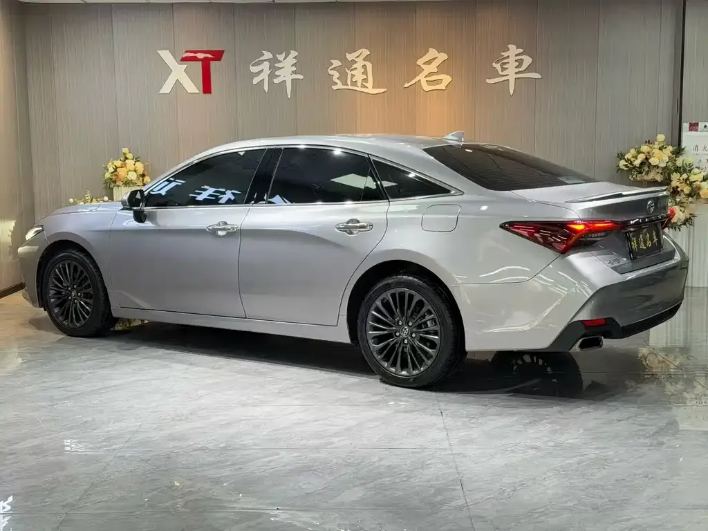 Toyota Avalon 2023 из CN, фото 7